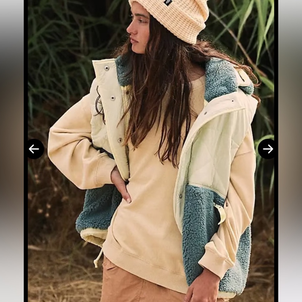 Free People Adventure Awaits fleece hooded vest - Picture 3 of 12